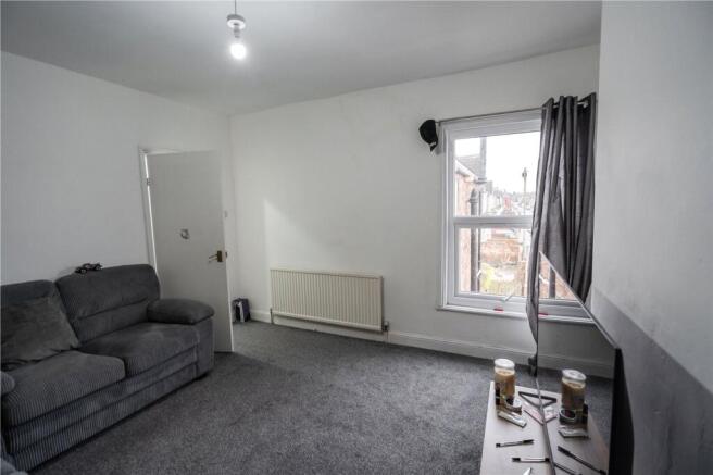 Living Room (2)