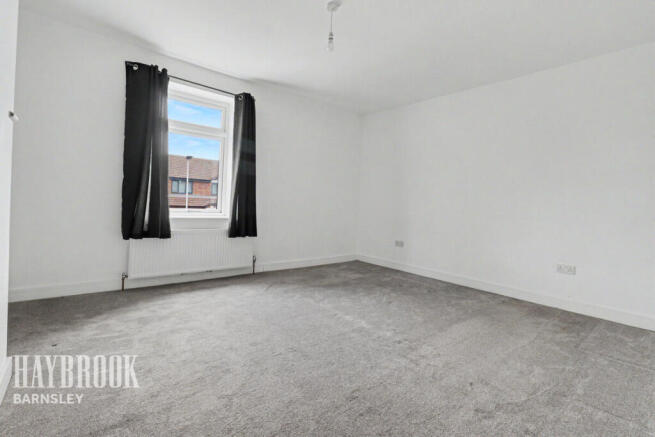 2 bed Terraced for sale Image 7