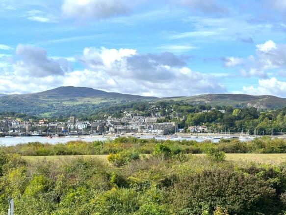 Warren Drive, Deganwy, Conwy photo 4