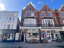 Flat 3, 44, South Street, Eastbourne BN21 4XB