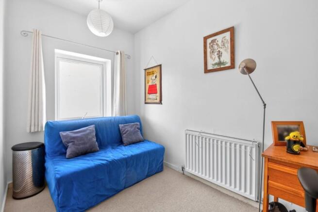 3 bed Terraced for sale Image 8