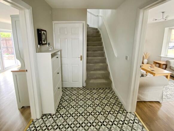 4 bed Detached for sale Image 5