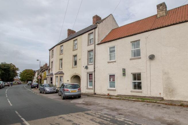 3 bed Terraced for sale Image 7