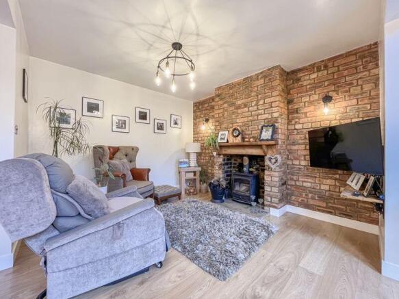 ENTERTAINMENT KITCHEN