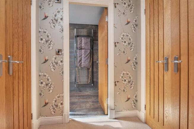 DRESSING AREA