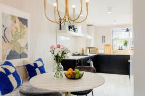 Flat 4, 5a, Rotherfield Street, London N1 3EE
