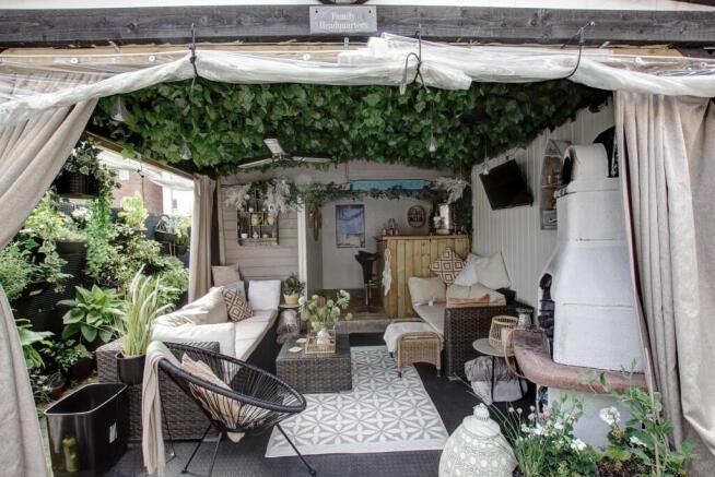 3. Garden Room