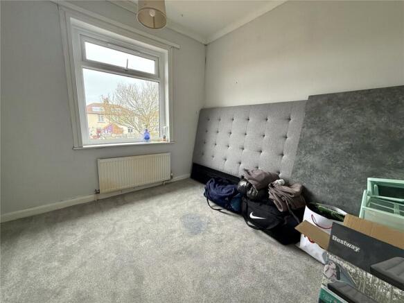 3 bed Terraced for sale Image 8