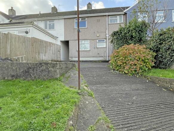 Hill Top Cres 41 Rear 2.jpg