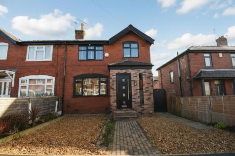 Overlinks Drive, Salford, M6
