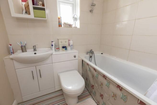Bathroom / WC