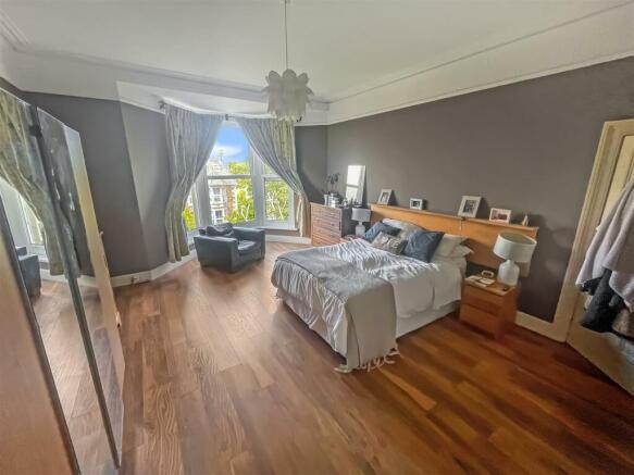 master bedroom.jpg