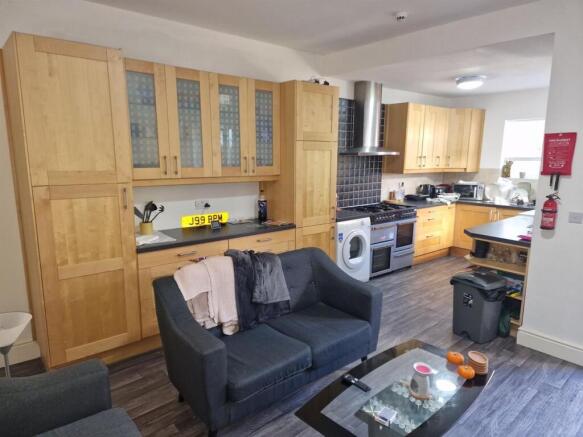 sefton kitchen 2.jpg
