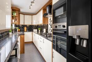 326, Leeds Road, Nelson BB9 8ES