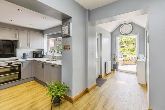 Kitchen/Dining Area