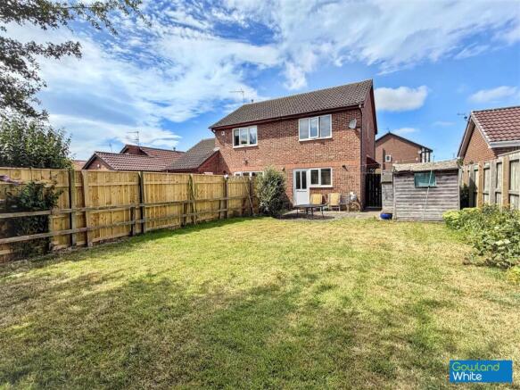 2 bed Semi-Detached for sale Image 10