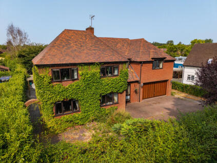 Wellington Square, Main Road, Ombersley, Droitwich