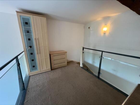 1 bed Flat to rent Image 7