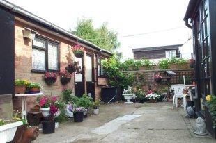 Courtyard Garden
