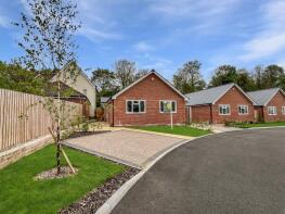 1, Rowland Gardens, Great Cornard CO10 2ST