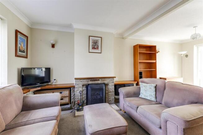 Sitting/Dining Room