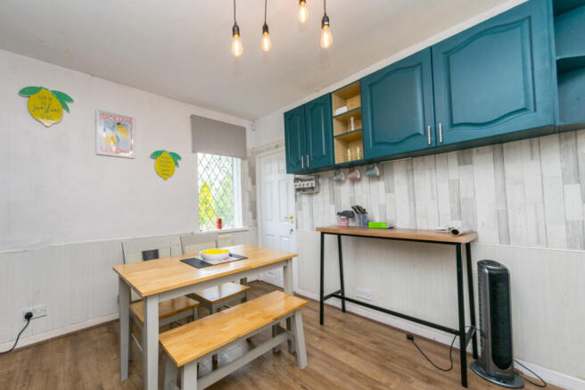 2 bed Semi-Detached for sale Image 4