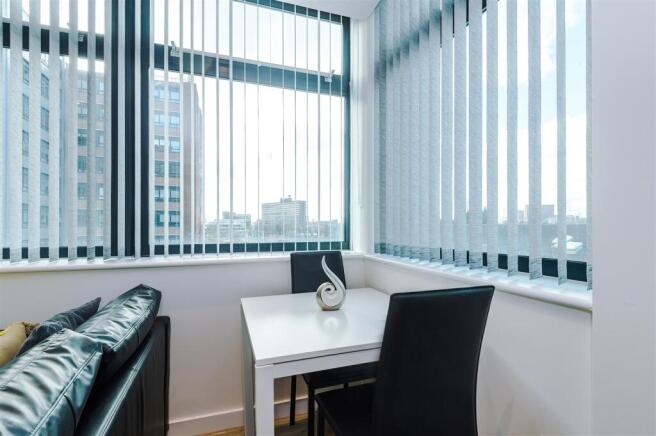Apt303Paragon-26