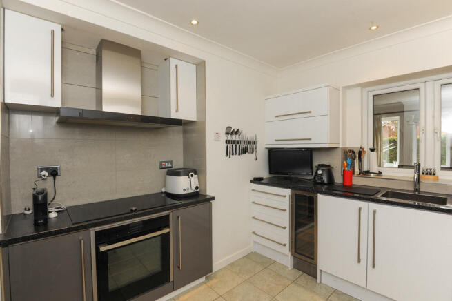 Kitchen/breakfast...