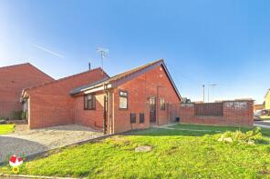 77, The Willows, Quedgeley, Gloucester GL2 4XG