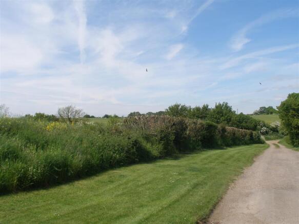 RURAL VIEW TO THE FR