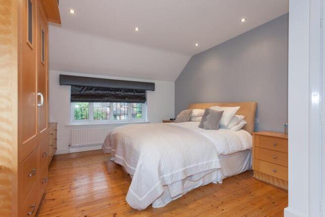 BEDROOM 1 FRONT