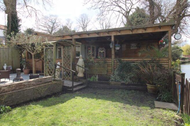 Summer house