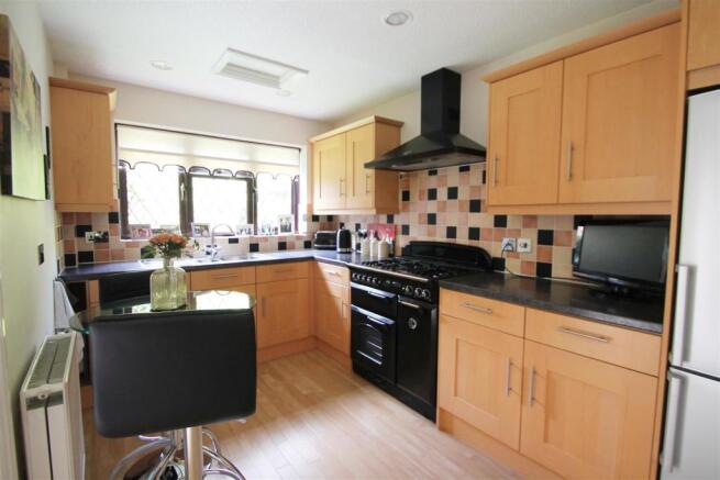 lamb kitchen 2.JPG