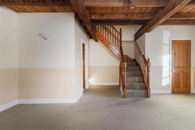 3 bed Terraced for sale Image 12