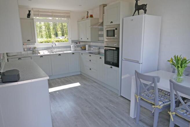 Kitchen/Dining Ar...