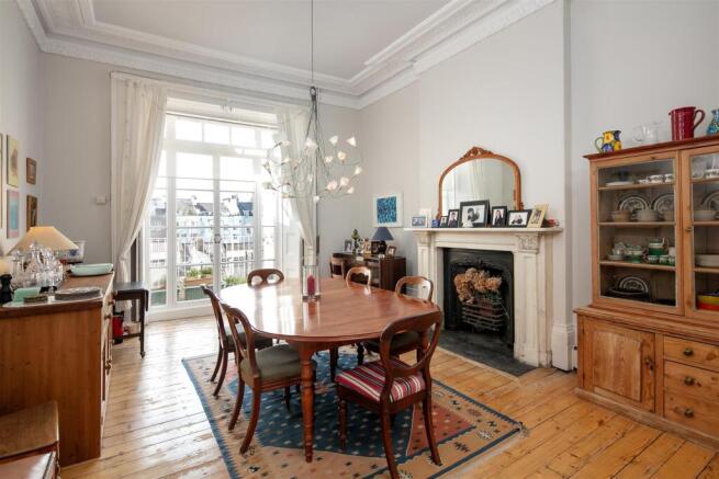 Upper Maisonette 24 Caledonia Place-9.jpg