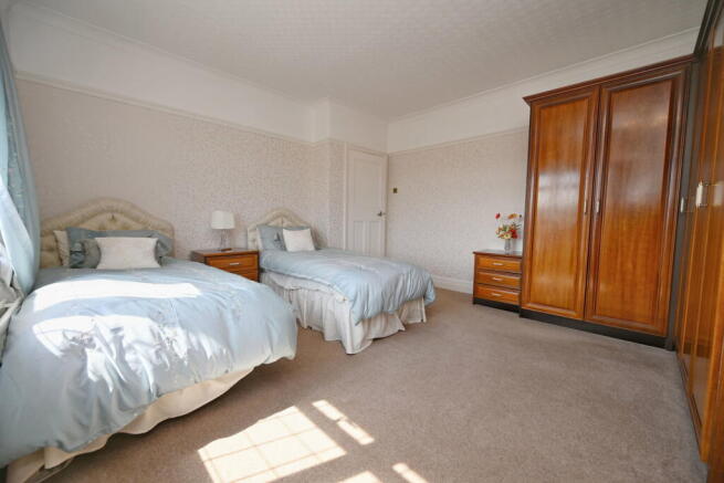 3 bed Semi-Detached for sale Image 12
