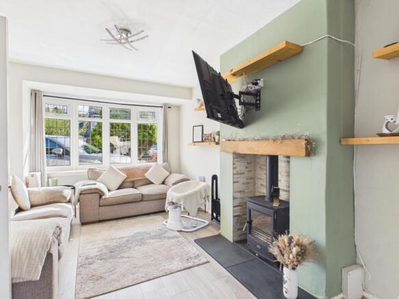 CAM03729G0-PR0288-STILL003