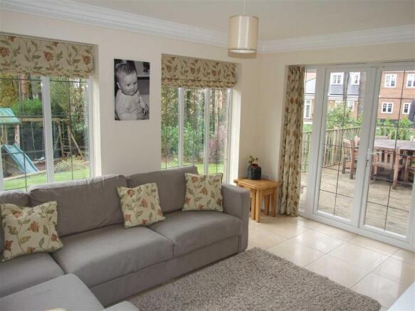 GARDEN ROOM