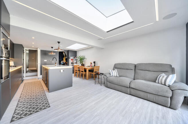 Kitchen/Dining Room