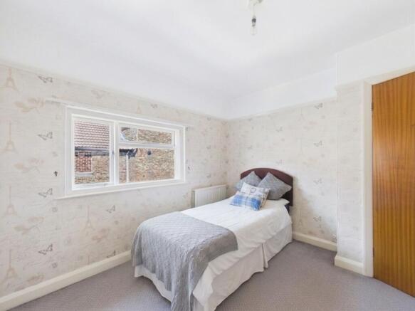 3 bed Semi-Detached for sale Image 10