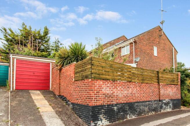 9-Portreeve-Garage