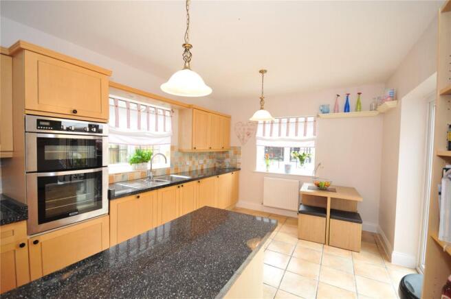 Kitchen/Breakfast