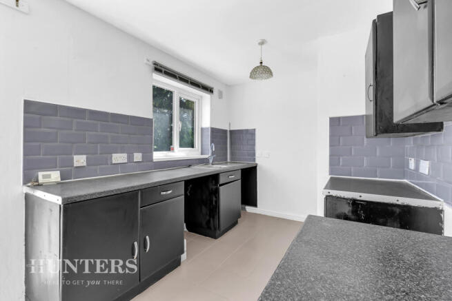 2 bed Semi-Detached for sale Image 8