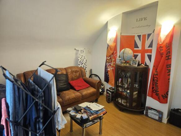 1 bed Flat for sale Image 12