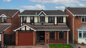 90, Lindisfarne, Glascote, Tamworth B77 2QW