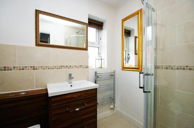 Master En-suite