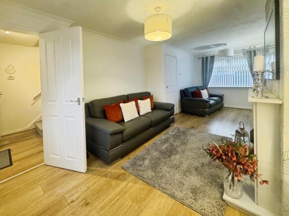 Avon Drive, Paisley photo 2