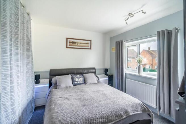 4 bed Semi-Detached for sale Image 11