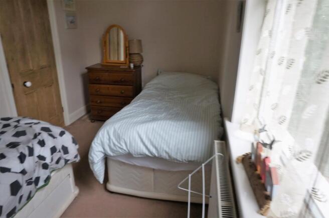 Bedroom 2.3